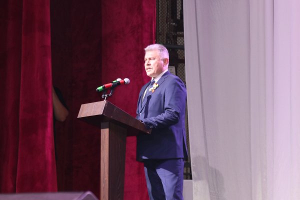 В Бендерах по случаю празднования Дня города прошло торжественное собрание В Бендерах по случаю празднования Дня города прошло торжественное собрание