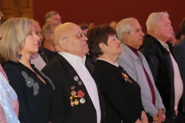 В Бендерах по случаю празднования Дня города прошло торжественное собрание В Бендерах по случаю празднования Дня города прошло торжественное собрание