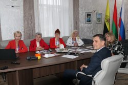 ����� ��������������� ������������� ������ ������ ������� � ��������� 15-� �����, ������� ��������� � ������� �� ������