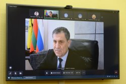 ����� ��������� ������ ������� � ��������� � �����������