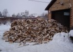 Во время холодов в городе нуждающимся помогают дровами