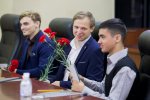 Президент Евгений Шевчук лично вручил государственные награды бендерчанам, спасшим жизни утопающих