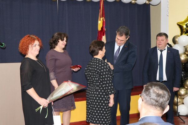 ���������� ������������� ������� 60-������ ������ 